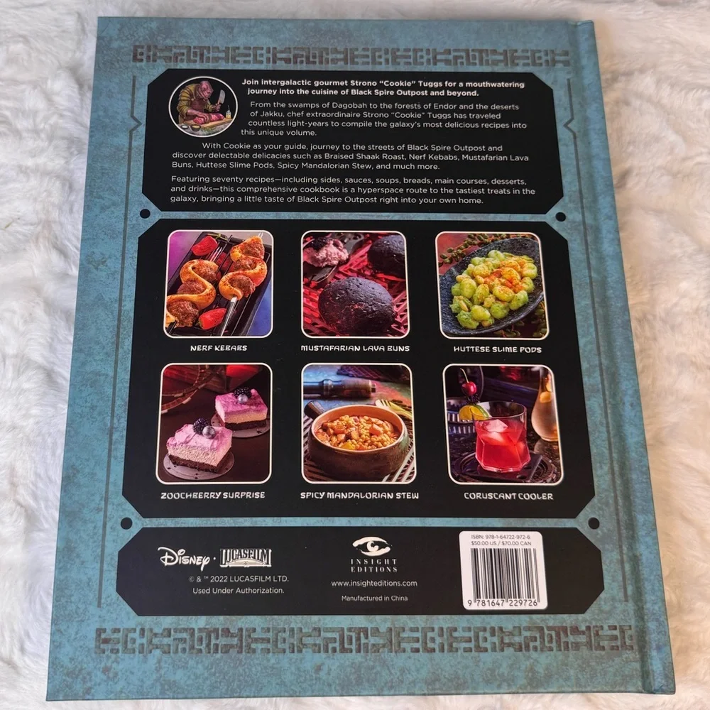 Star Wars Cookbook, Galaxy’s Edge, with apron! New in box